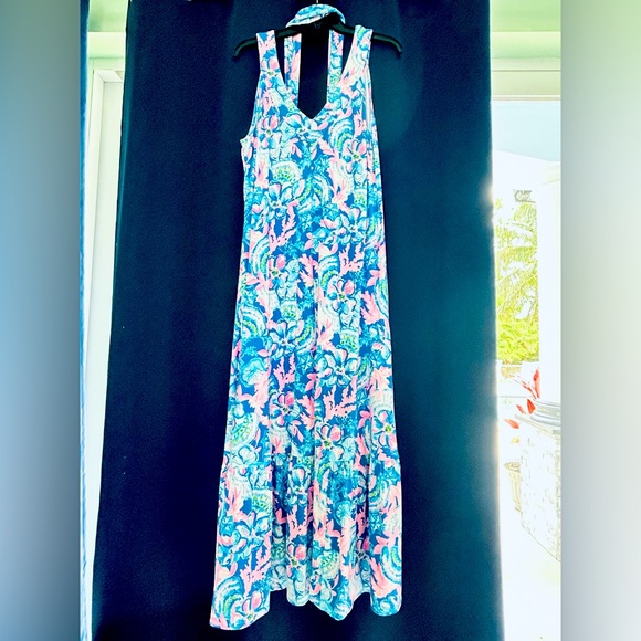 Lilly Pulitzer Dresses & Skirts - Lilly Pulitzer Floral Sleeveless Maxi Dress